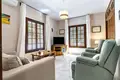 5 bedroom house 246 m² Dos Hermanas, Spain