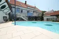 Haus 14 zimmer 1 036 m² Opcina Dugi Rat, Kroatien