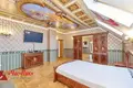 Cottage 438 m² Valiarjanava, Belarus
