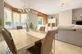 Haus 3 Schlafzimmer 162 m² Dos Hermanas, Spanien