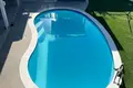 Bungalow z 3 sypialniami 130 m² w Peyia, Cypr