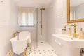 Wohnung 3 Schlafzimmer 185 m² Estepona, Spanien