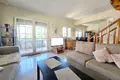 Дом 6 комнат  Loutraki Perachora Agioi Theodoroi Municipality, Греция