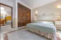 4 bedroom house 260 m² Casares, Spain