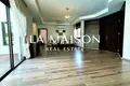 Дом 5 спален 300 м² в Строволосе, Кипр