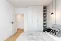 4 room apartment 76 m² in Warsaw, Poland