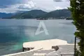 villa de 5 dormitorios  Tivat, Montenegro
