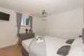 4 bedroom house 220 m² Grad Omis, Croatia