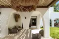 5 bedroom house 660 m² San Pedro Alcantara, Spain