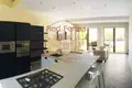 4 bedroom apartment 170 m² Alassio, Italy
