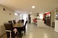 Szeregowiec 4 pokoi 165 m² Torrevieja, Hiszpania