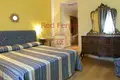 Commercial property 1 600 m² in Grosseto, Italy