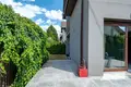 Haus 5 zimmer 239 m² Warschau, Polen