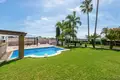 Haus 3 Schlafzimmer 210 m² Dos Hermanas, Spanien