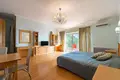 Casa 5 habitaciones 200 m² en Katun Rezevici, Montenegro