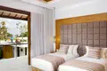 5-Schlafzimmer-Villa 700 m² Kerobokan Kelod, Indonesien
