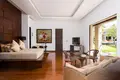 Villa de 7 dormitorios 2 641 m² Kerobokan Kelod, Indonesia