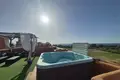 Mieszkanie 2 pokoi 115 m² Manilva, Hiszpania