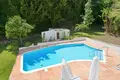 Haus 4 Schlafzimmer 250 m² Dos Hermanas, Spanien