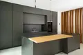 4-Schlafzimmer-Villa 430 m² Estepona, Spanien
