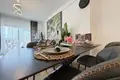 Mieszkanie 3 pokoi 98 m² Torrevieja, Hiszpania