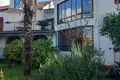 Дом 7 спален 550 м² Подгорица, Черногория