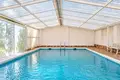 4 bedroom house 343 m² Dos Hermanas, Spain