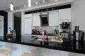 Mieszkanie 2 pokoi 104 m² Budva, Czarnogóra