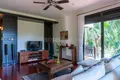 Condo 3 bedrooms 250 m² Choeng Thale, Thailand