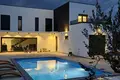 Villa de tres dormitorios 174 m² Galizana, Croacia
