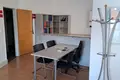 Oficina 3 habitaciones 100 m² en Neusiedl am See, Austria