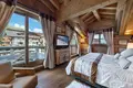 Chalet 5 bedrooms  in Courchevel, France