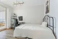 2 bedroom apartment 61 m² Warsaw, Poland
