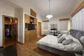 5-Schlafzimmer-Villa 550 m² Germasogeia, Zypern