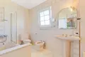 4 bedroom house 300 m² Dos Hermanas, Spain
