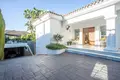 4 bedroom house 370 m² Marbella, Spain
