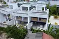 2 bedroom apartment 120 m² Buduk, Indonesia