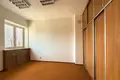 Commercial property 2 rooms 26 m² in Warsaw, Poland