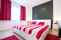 6 bedroom house 280 m² Nin, Croatia