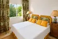 Mieszkanie 3 pokoi 208 m² Bel Air, Hiszpania