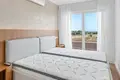 Mieszkanie 2 pokoi 70 m² Torrevieja, Hiszpania