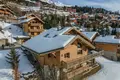 Шале 7 спален  в Les Allues, Франция