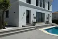 Villa de tres dormitorios 260 m² Finestrat, Španjolska