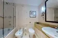 2 bedroom apartment 126 m² in London, United Kingdom