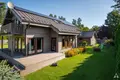 Dom 5 pokojów 185 m² Langstini, Łotwa