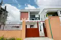Haus  Ikeja, Nigeria