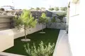 4-Schlafzimmer-Villa 250 m² Germasogeia, Zypern