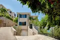 4 bedroom house 235 m² Kostanjica, Montenegro