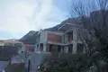 Инвестиционная 600 м² Radenovici, Черногория
