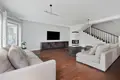 House 342 m² Warsaw, Poland